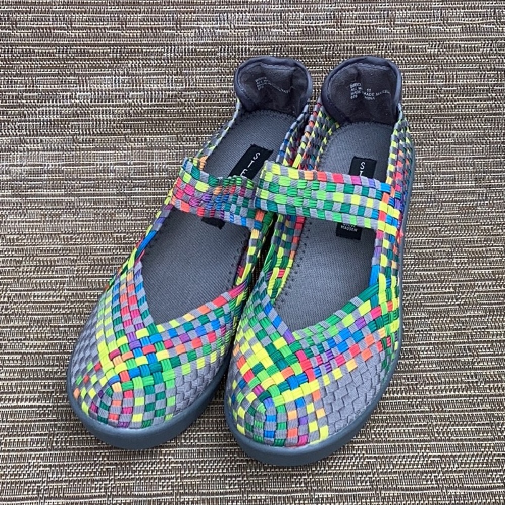 Steven by Steve Madden Brice Multicolored Mary Jane Wedges Size 11